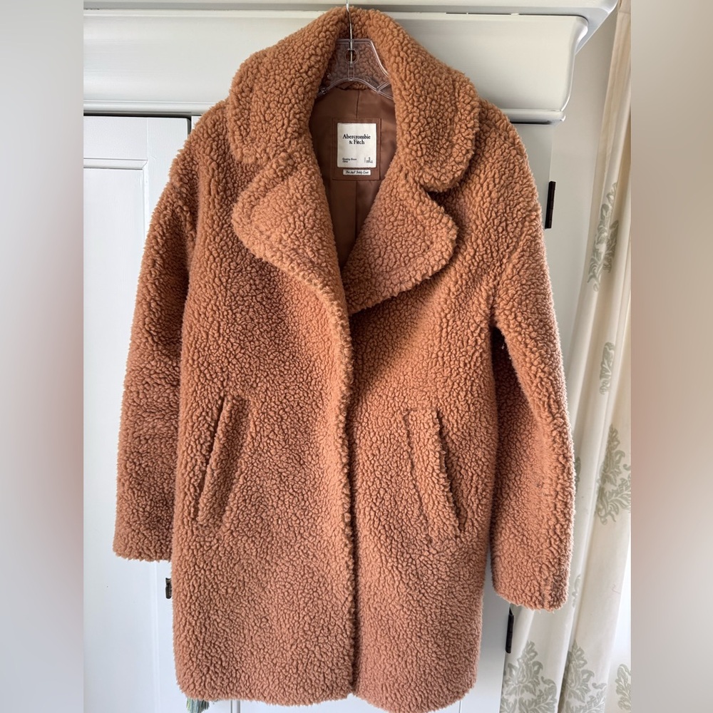 Abercrombie & Fitch Women's Teddy Coat in brown